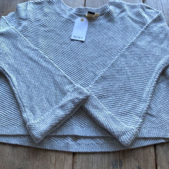 NWT Roxy Sweater  - Picture 2 of 4